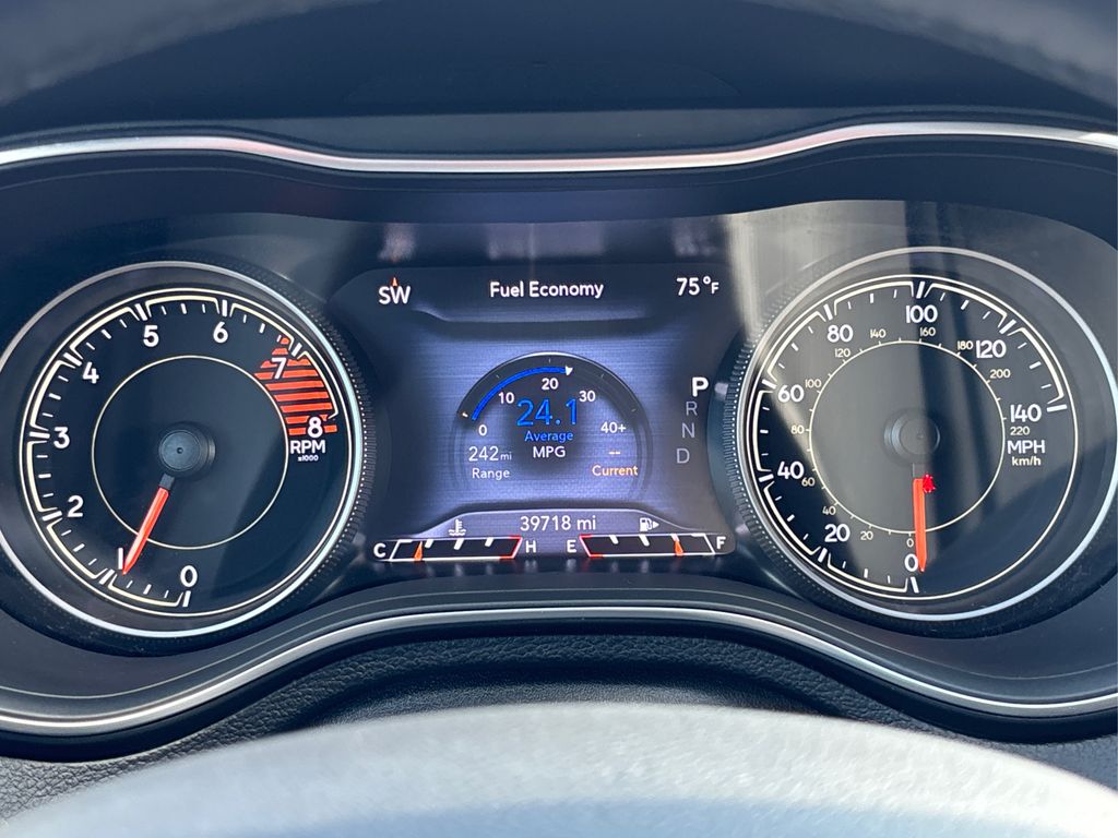 2020 Jeep Cherokee Trailhawk photo 20