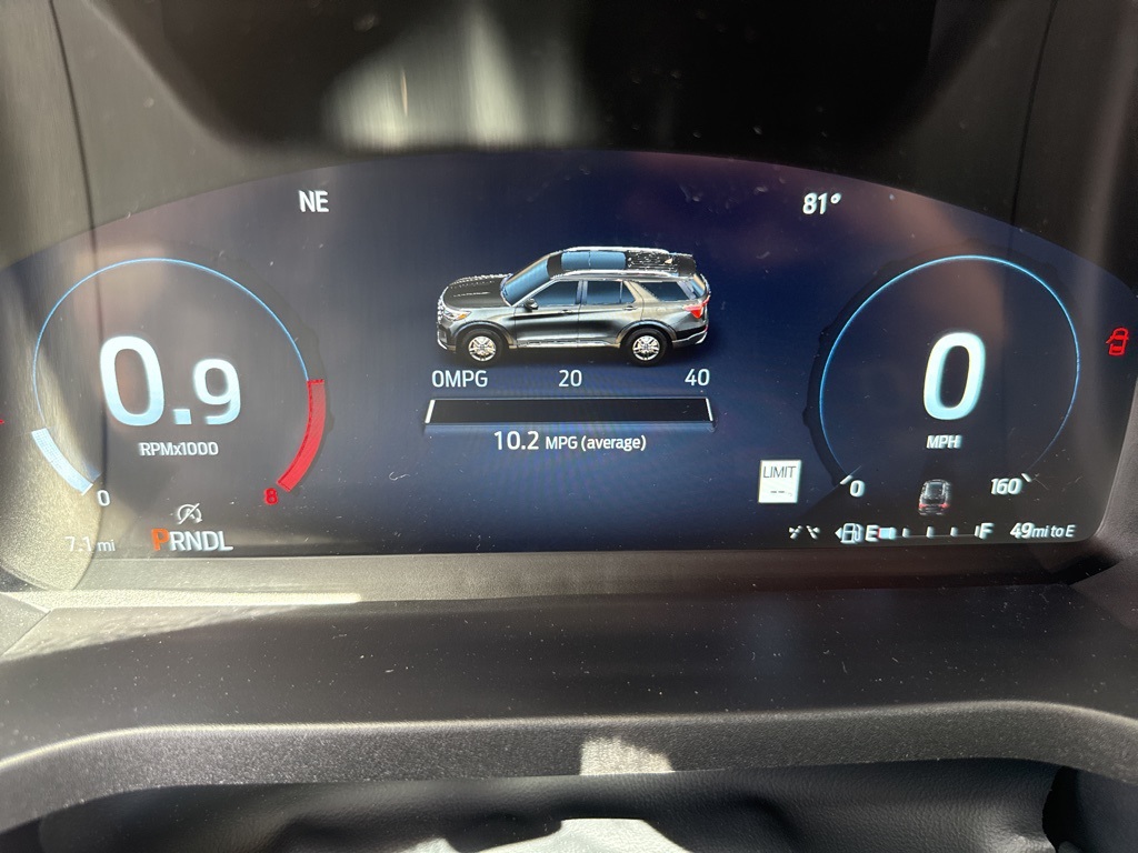 2025 Ford Explorer photo 32