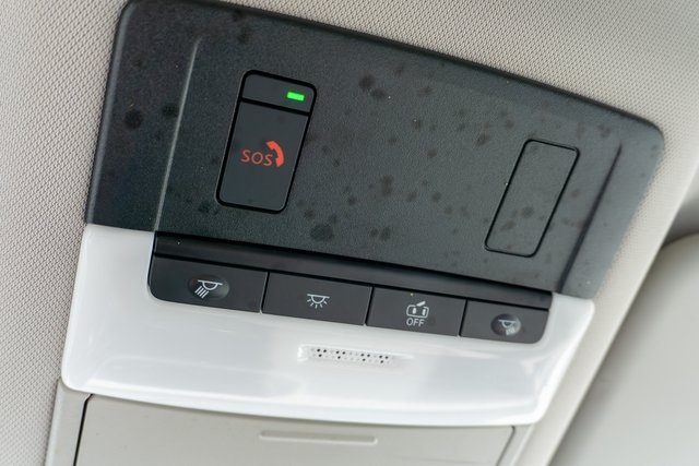 2022 Nissan Rogue SV photo 22