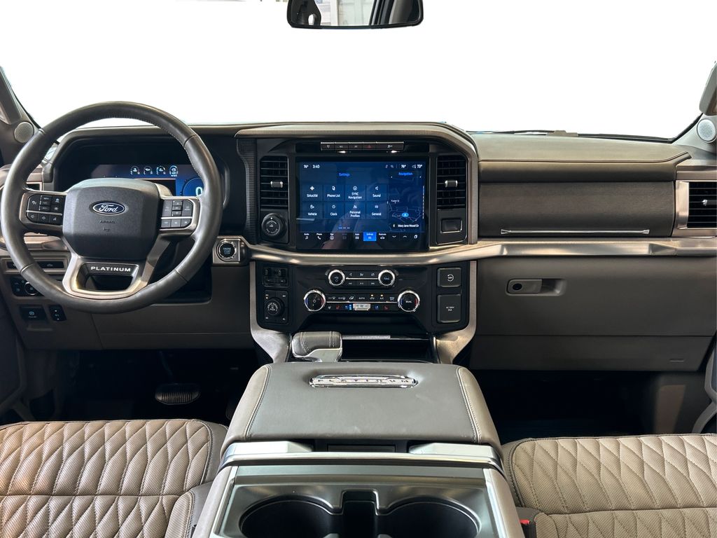 2024 Ford F-150 Platinum photo 28