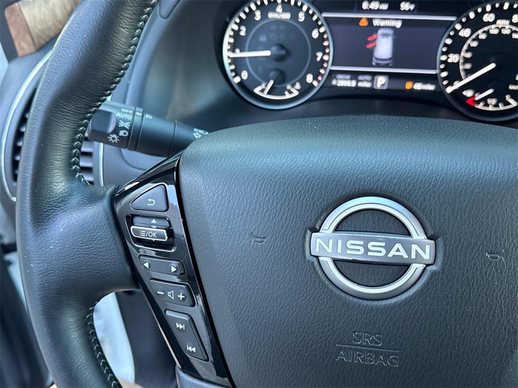 2021 Nissan Armada SL photo 25