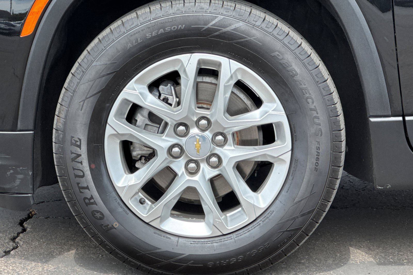2023 Chevrolet Traverse LS photo 31