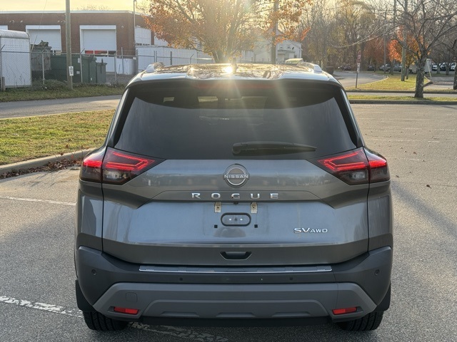 2022 Nissan Rogue SV photo 4