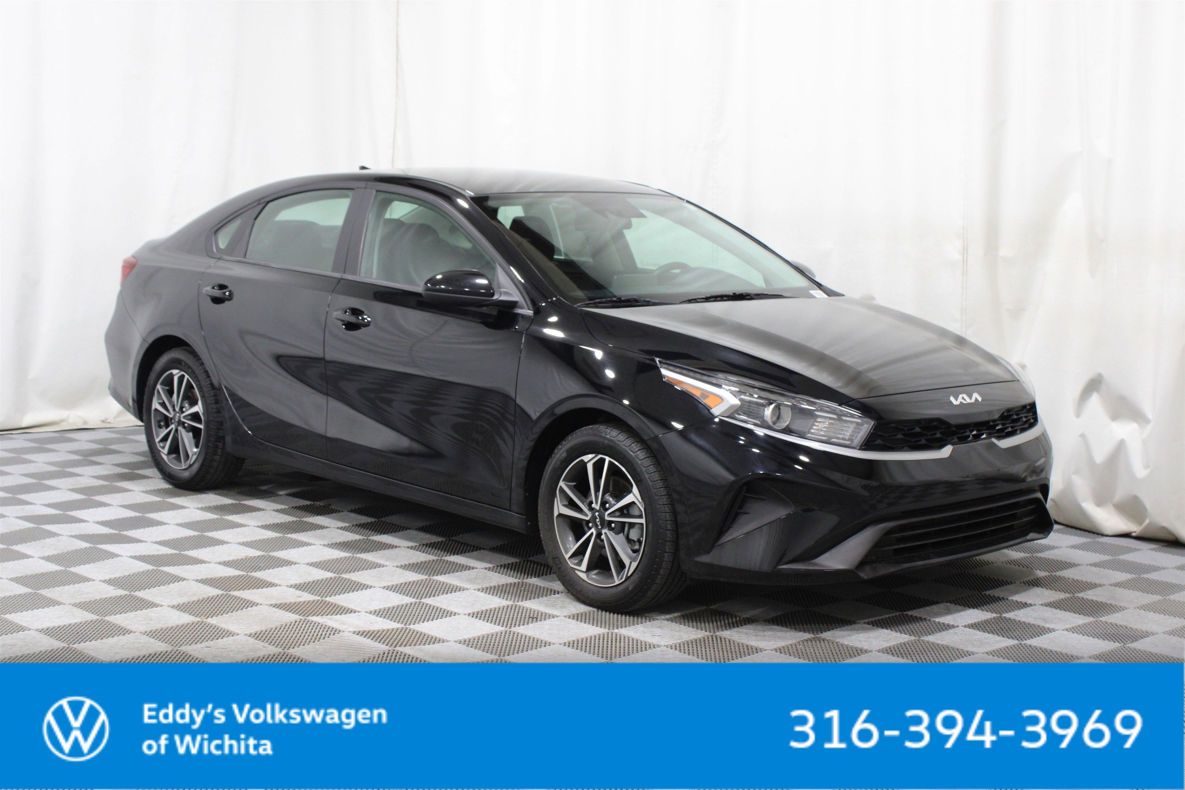 2024 Kia Forte LXS's photo