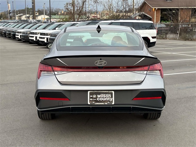 2026 Hyundai Elantra Hybrid SEL Sport photo 4
