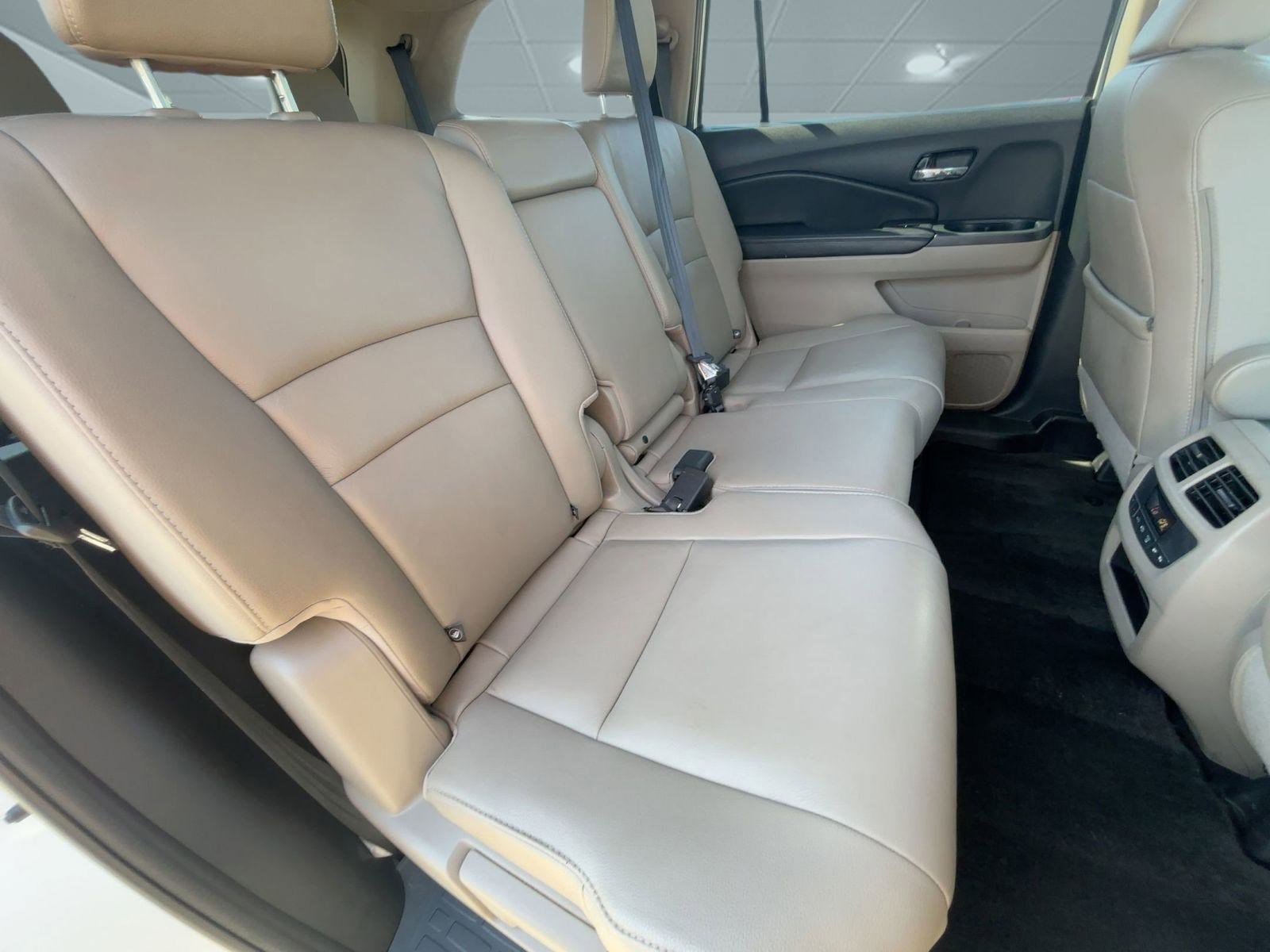 2016 Honda Pilot EX-L photo 26