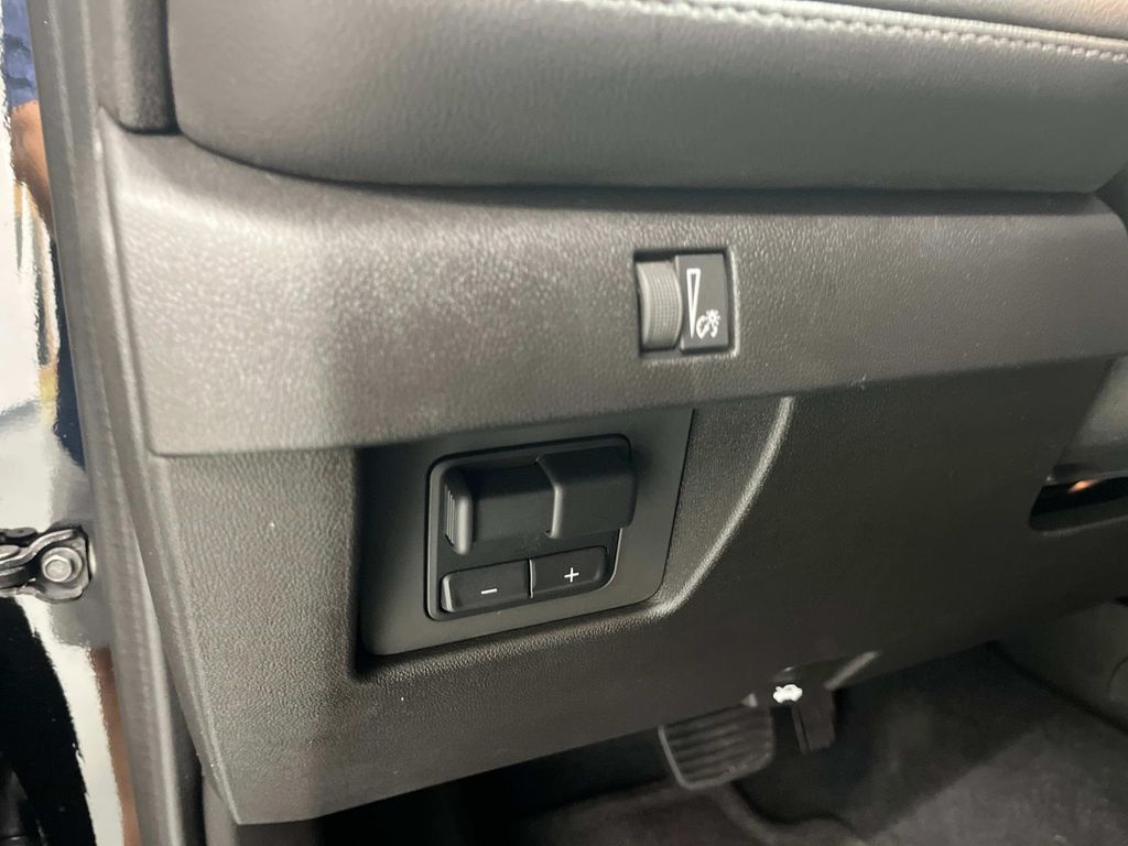 2026 Chevrolet Colorado LT photo 15