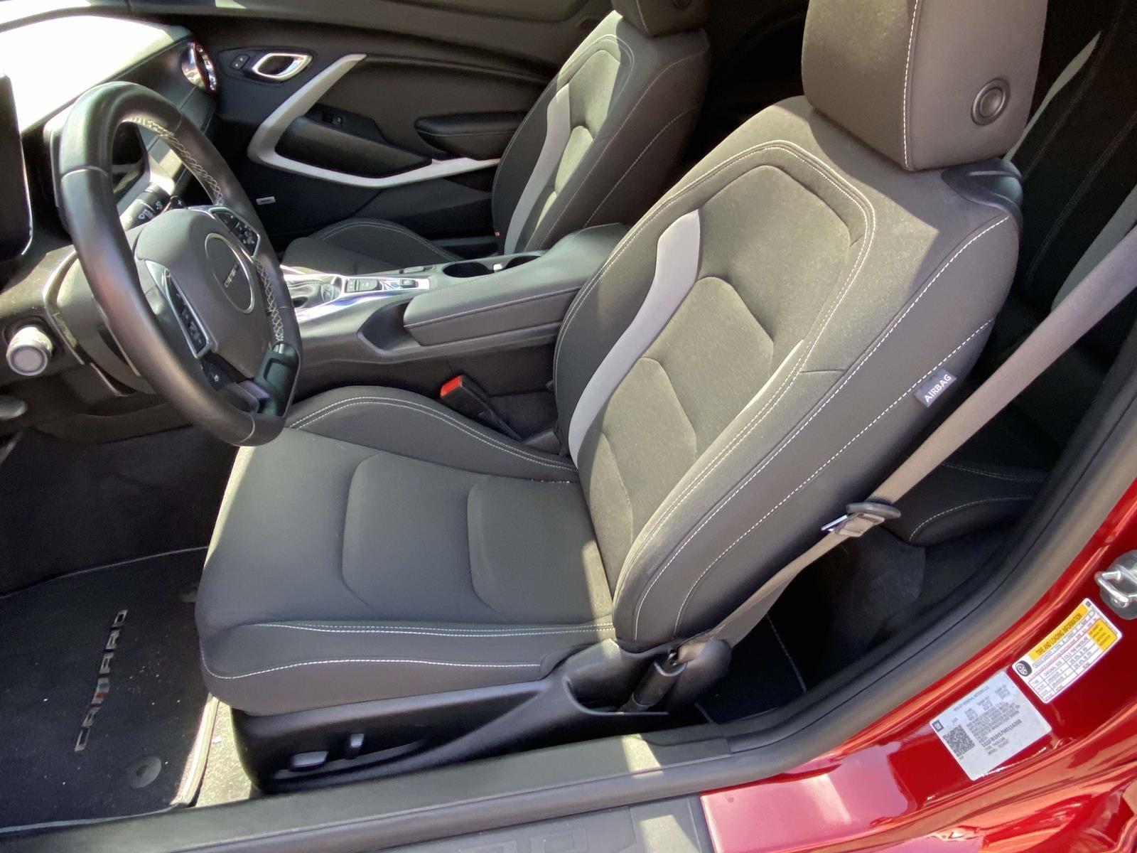 2021 Chevrolet Camaro 1LT photo 5
