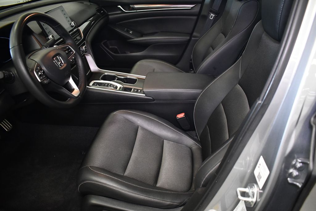 2022 Honda Accord Sport 2.0T photo 25