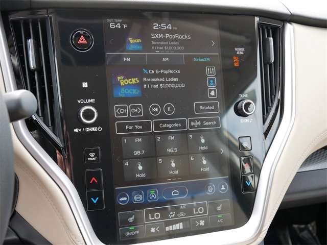 2025 Subaru Outback Premium photo 17