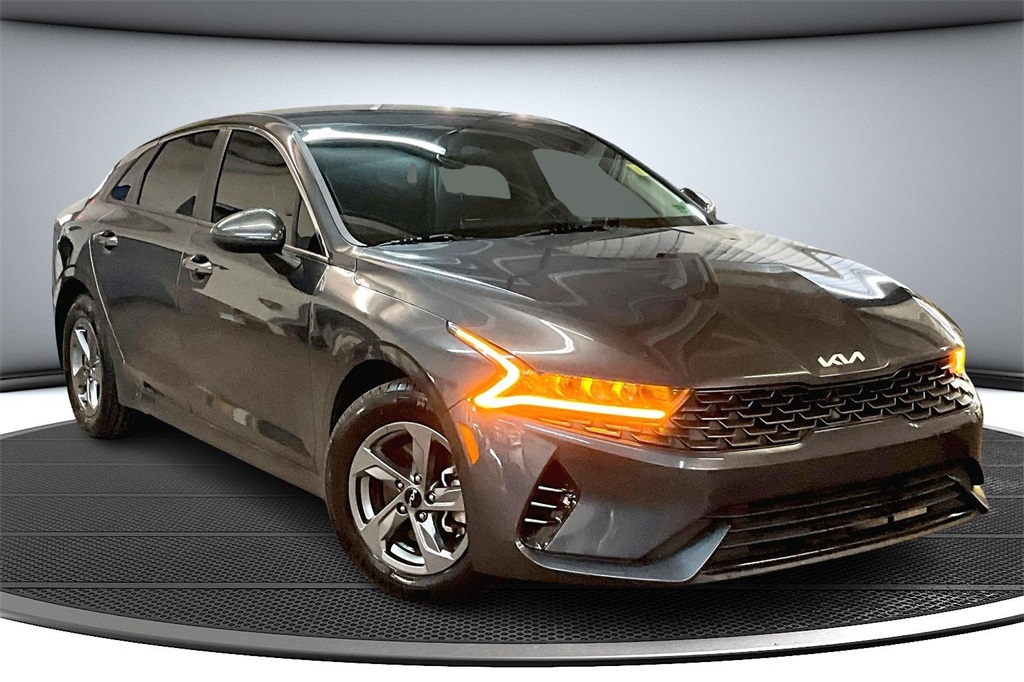 2022 Kia K5 LXS's photo