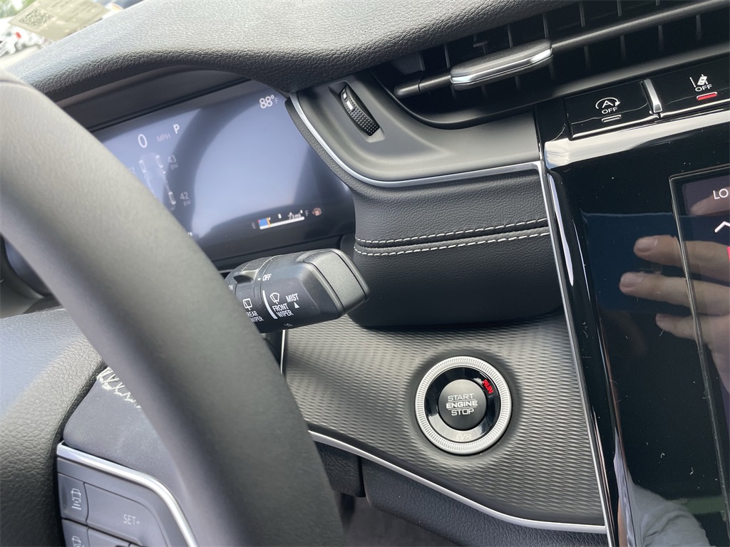 2025 Jeep Grand Cherokee Laredo X photo 19