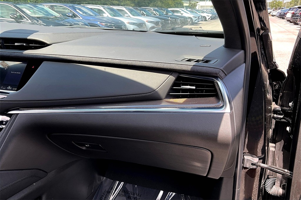 2024 Cadillac XT5 Platinum Premium Luxury photo 24