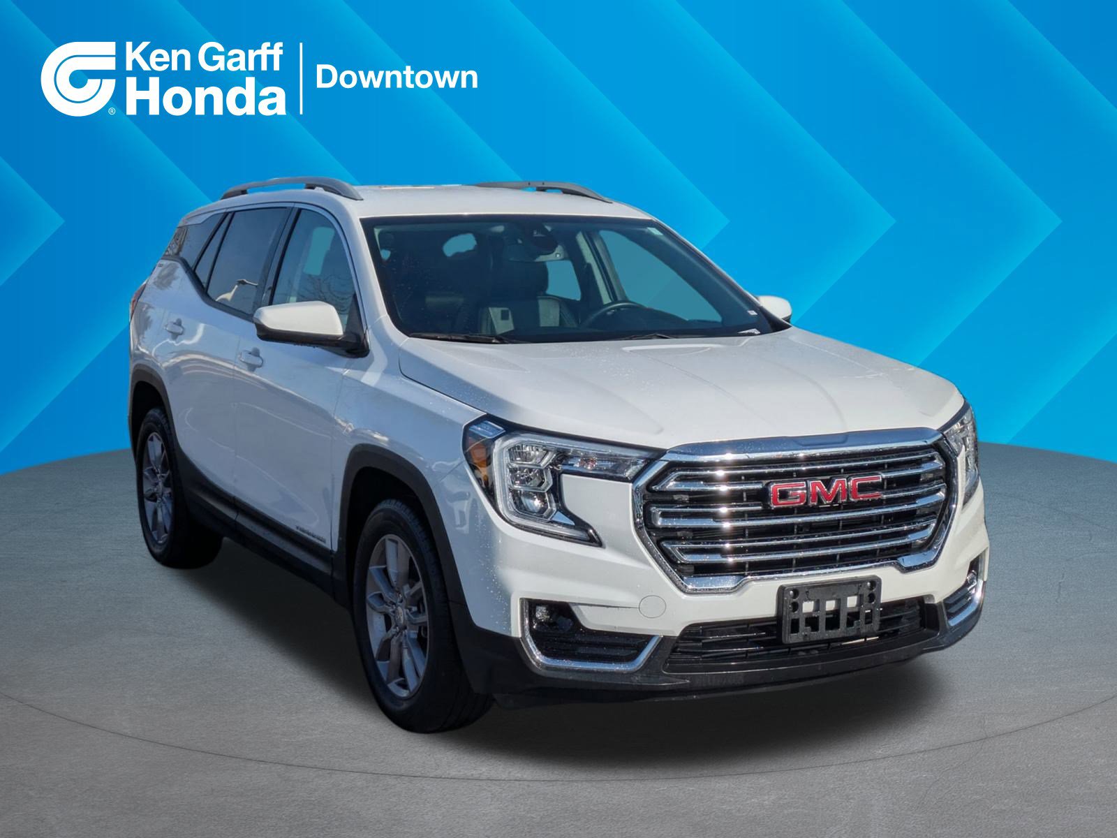 2024 GMC Terrain SLT's photo
