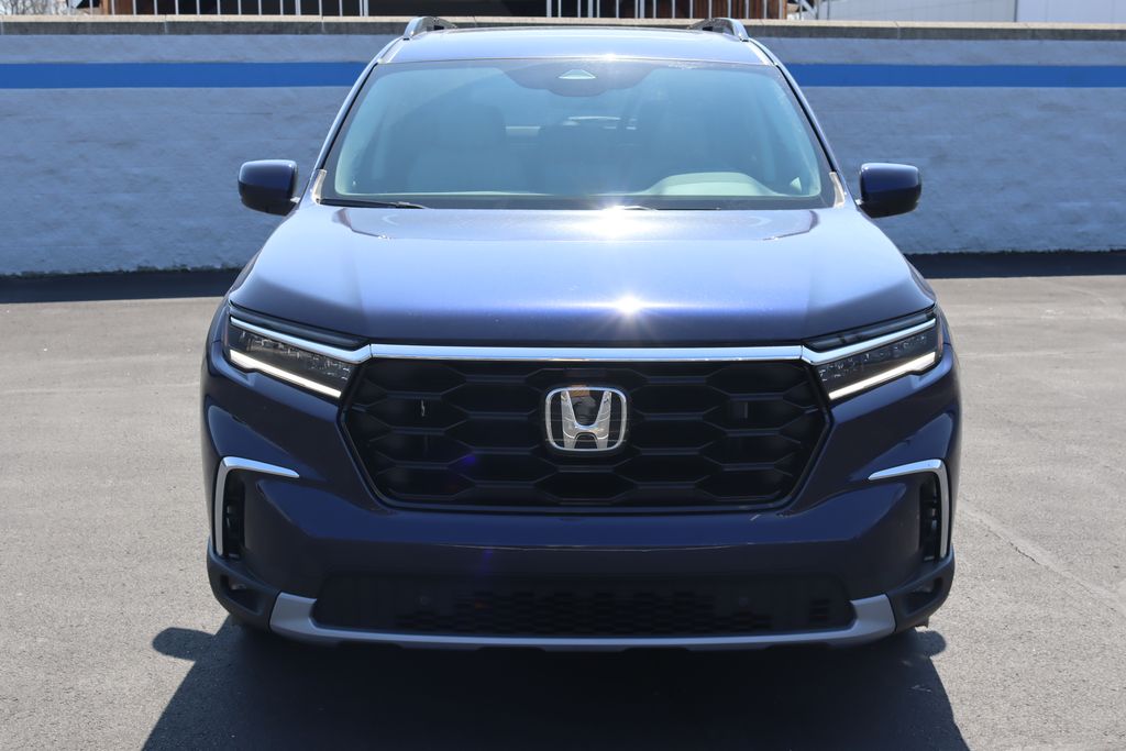 2025 Honda Pilot Touring photo 7