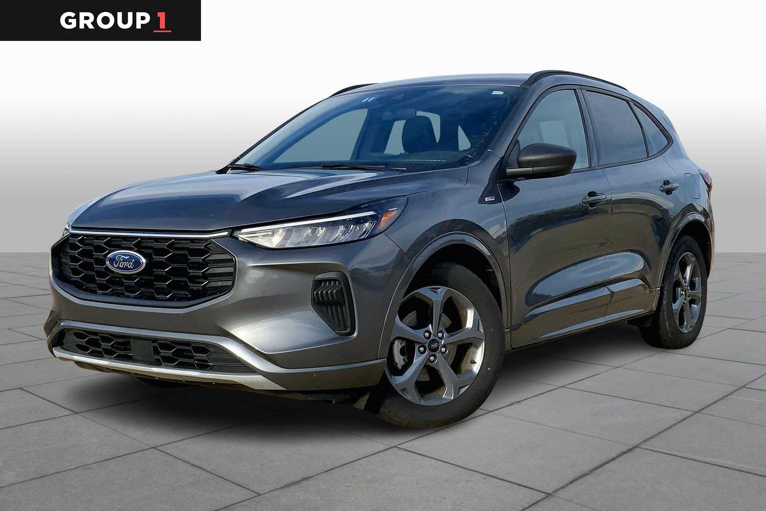2023 Ford Escape ST-Line's photo