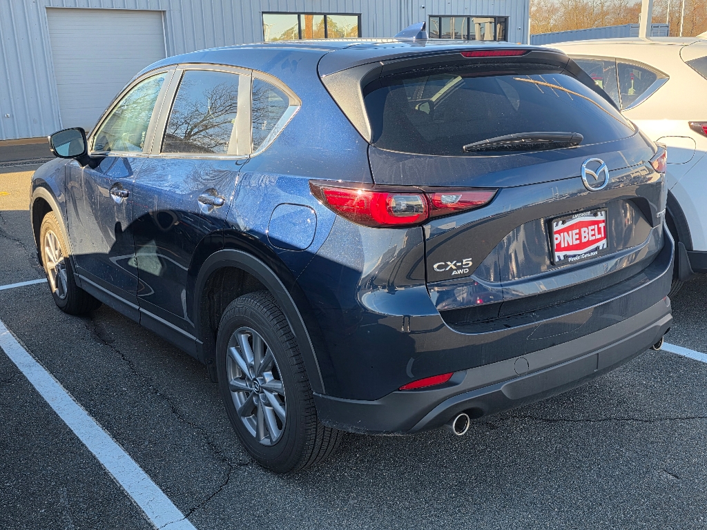 2023 Mazda CX-5 2.5 S Preferred photo 4