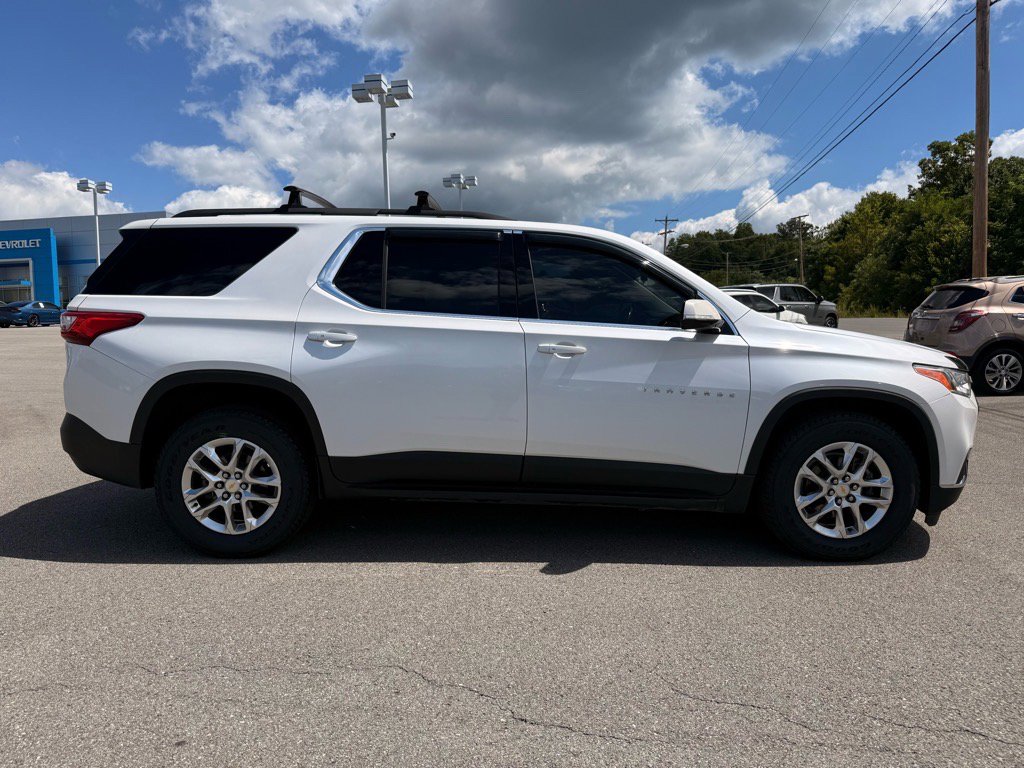 2020 Chevrolet Traverse Cloth 1LT photo 6
