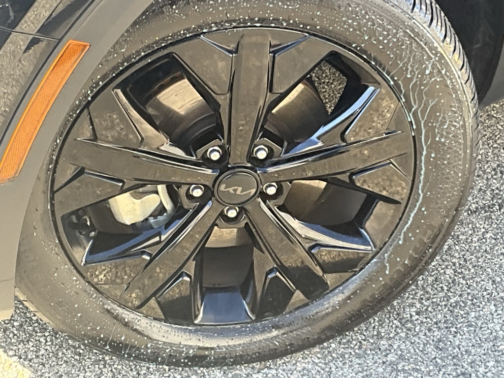 2025 Kia Sportage X-Line photo 2