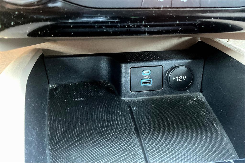 2022 Ford Escape SE photo 15