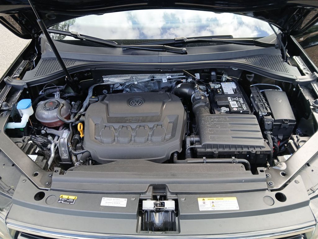 2024 Volkswagen Tiguan SE R-Line Black photo 20