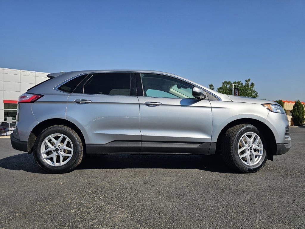 2024 Ford Edge SEL photo 12