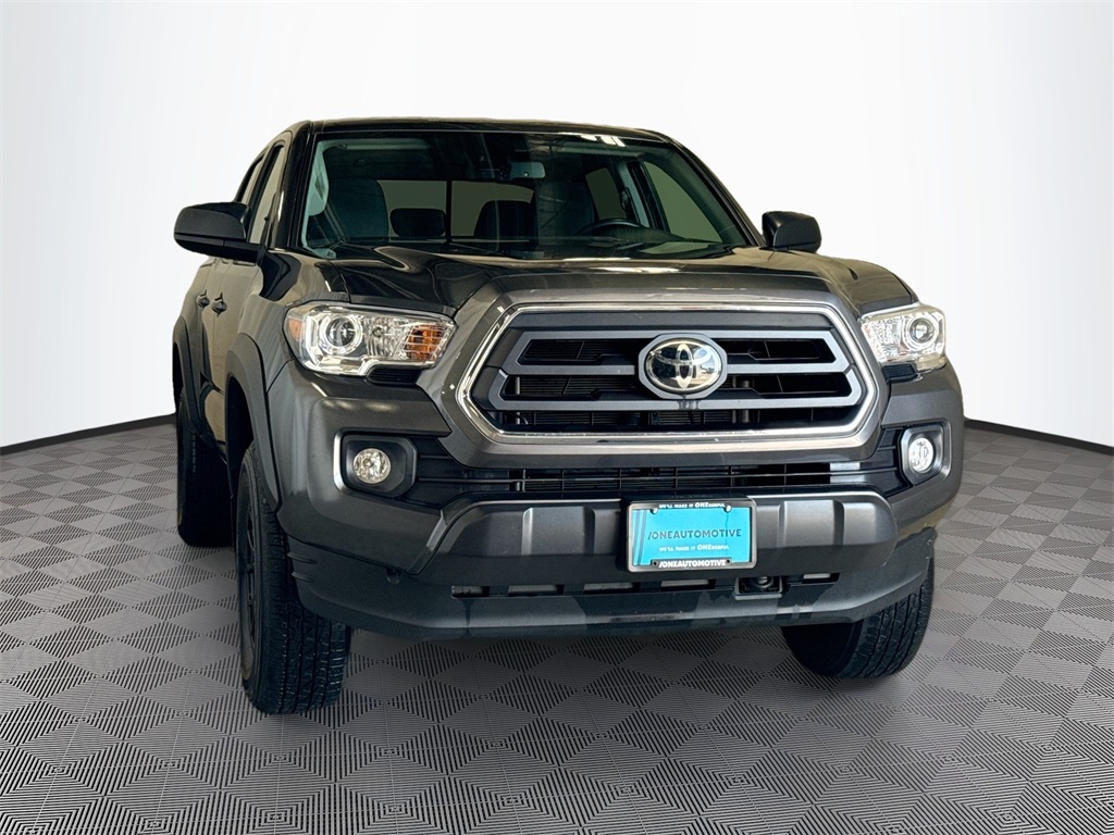 2023 Toyota Tacoma SR5 photo 2
