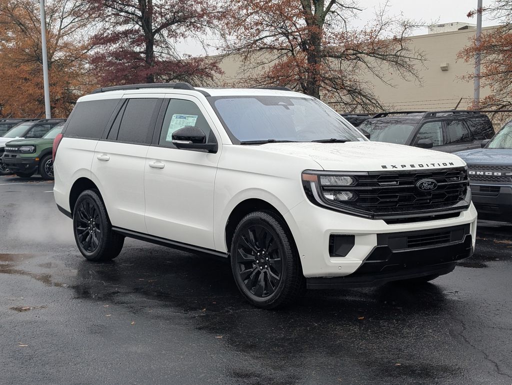 2025 Ford Expedition Platinum photo 2