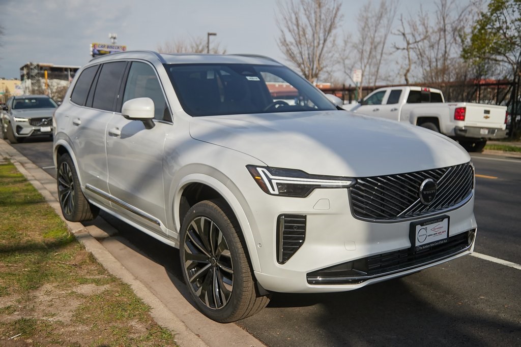 2025 VOLVO XC90 - Image 3