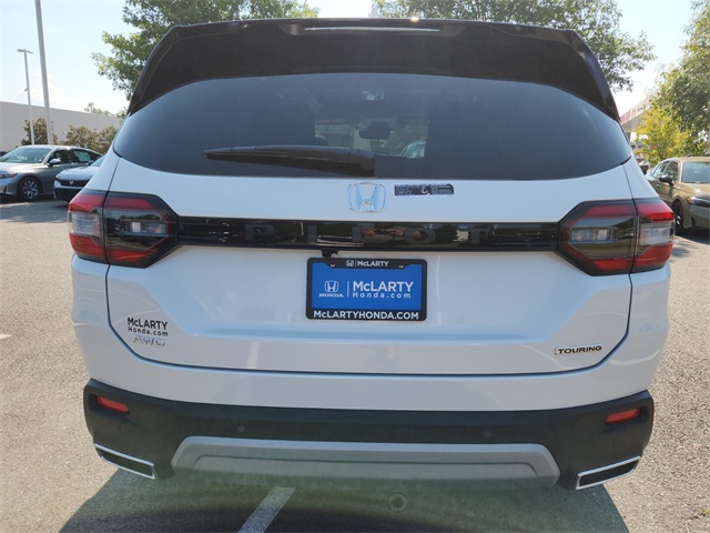 2025 Honda Pilot Touring photo 4