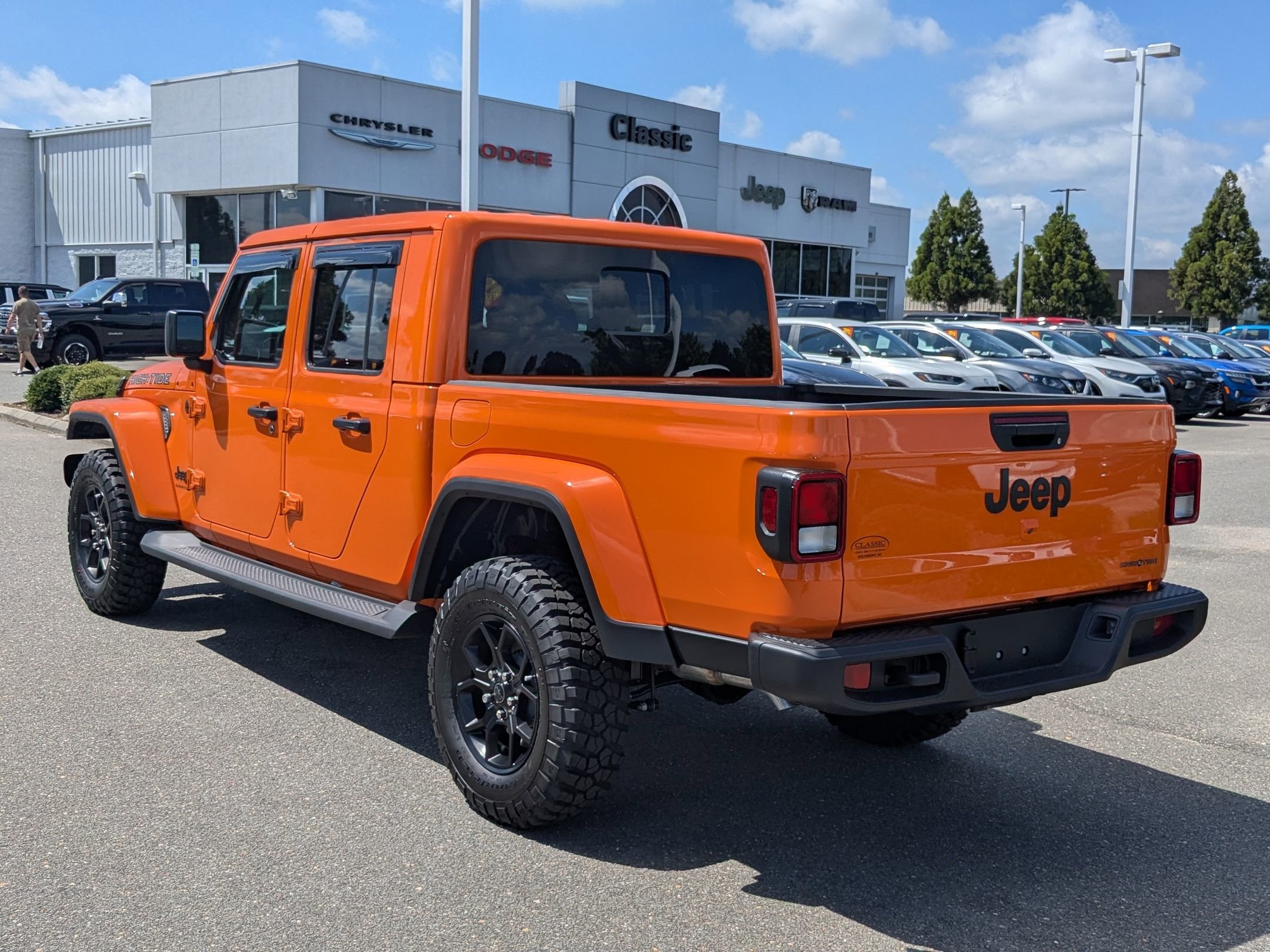 2025 Jeep Gladiator Sport photo 7