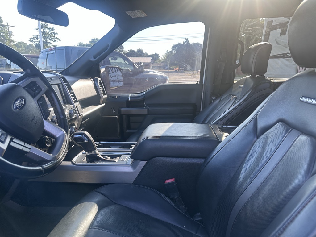 2020 Ford F-150 Platinum photo 4