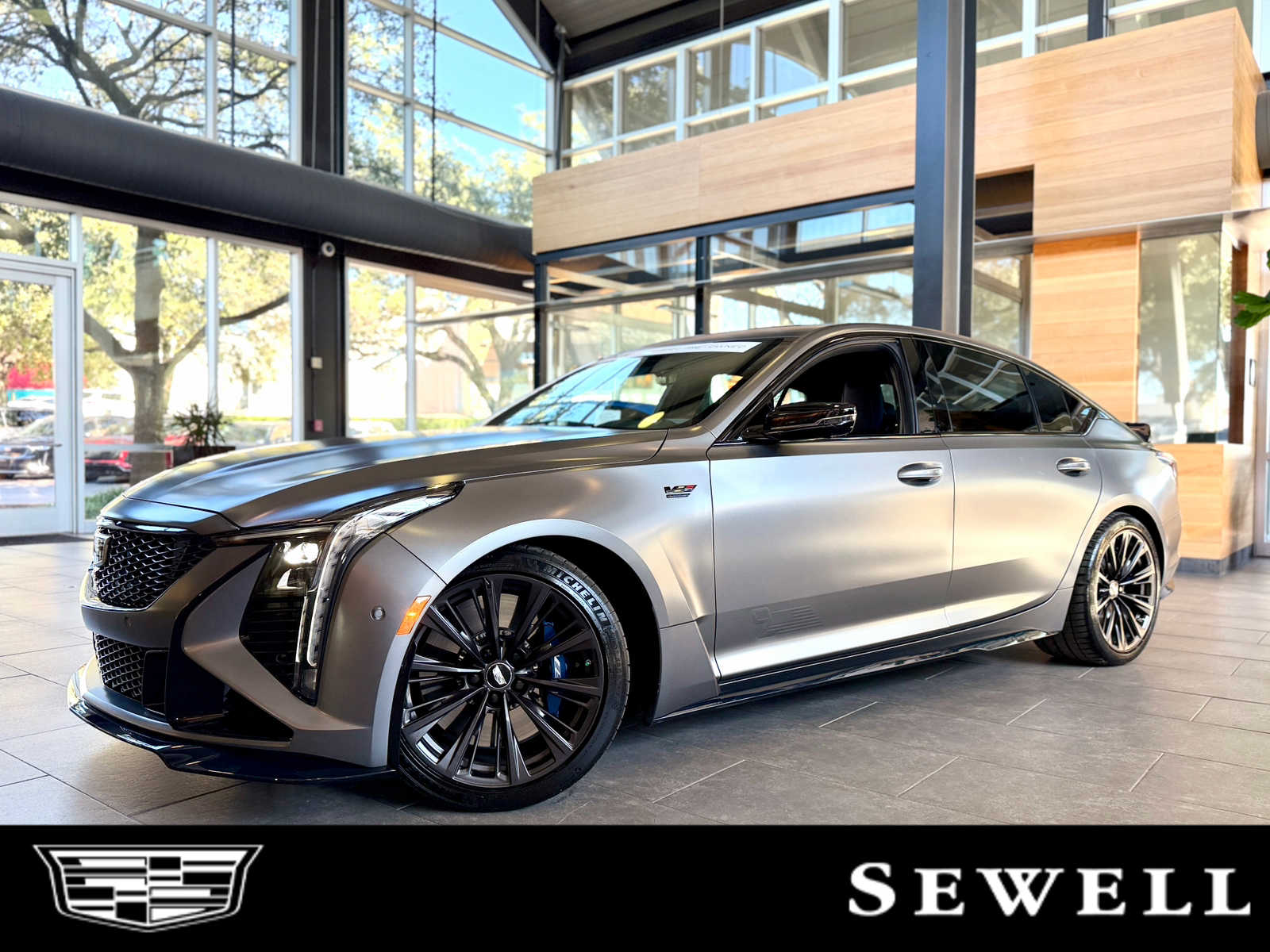2025 Cadillac CT5 V-Series Blackwing's photo
