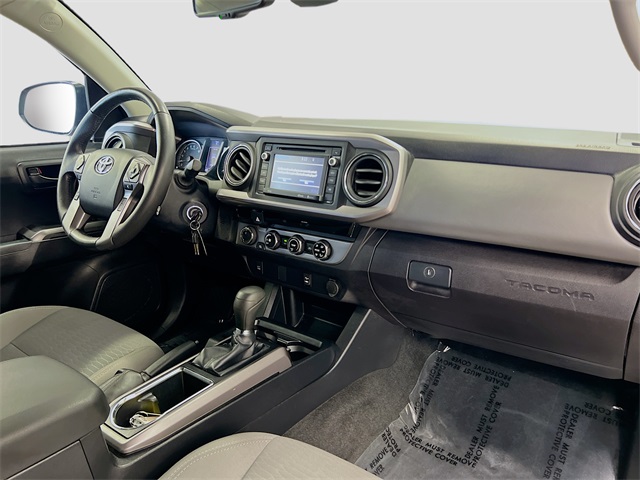 2018 Toyota Tacoma TRD Off-Road photo 25