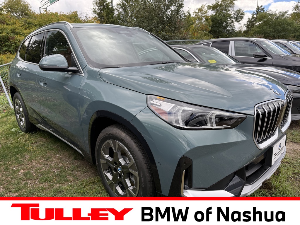 2026 BMW X1 28i's photo