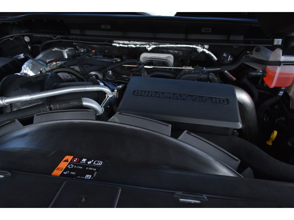 2025 Chevrolet Silverado 2500HD LT photo 11