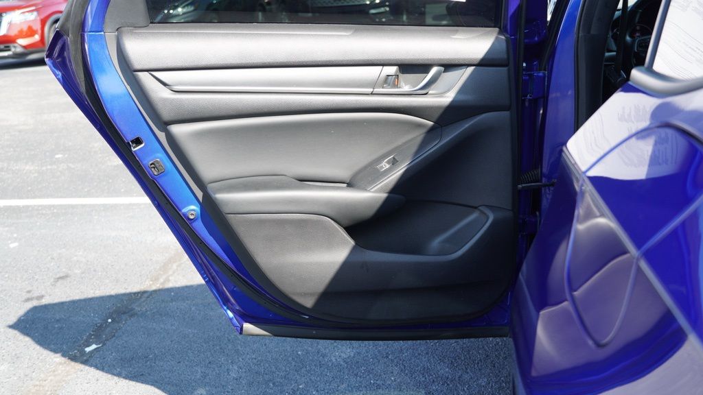 2018 Honda Accord Sport photo 15