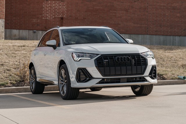 2025 Audi Q3 S Line Premium's photo