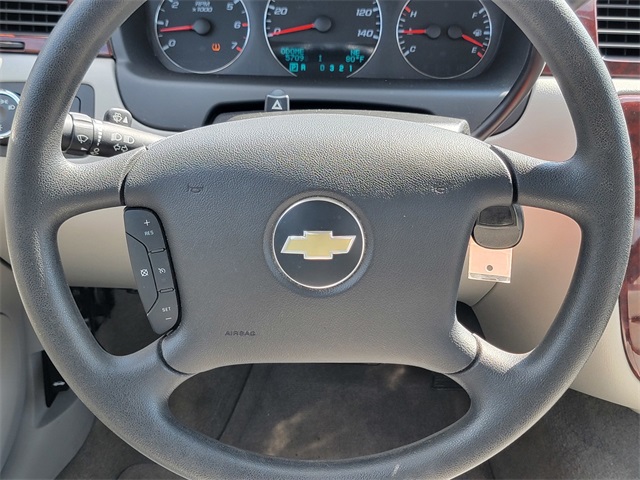 2009 Chevrolet Impala 1LT photo 25