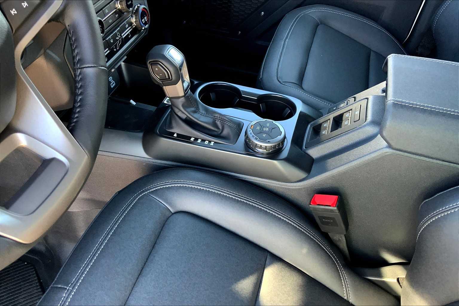 2025 Ford Bronco Big Bend photo 7