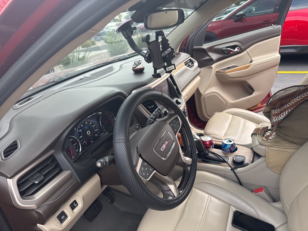 2019 Gmc Acadia Denali photo 4