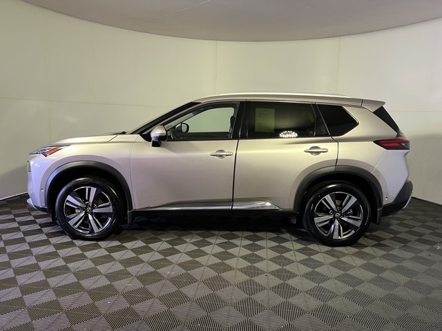2023 Nissan Rogue Platinum photo 4
