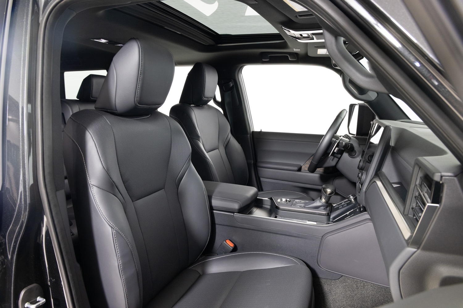 2024 Lexus GX photo 24