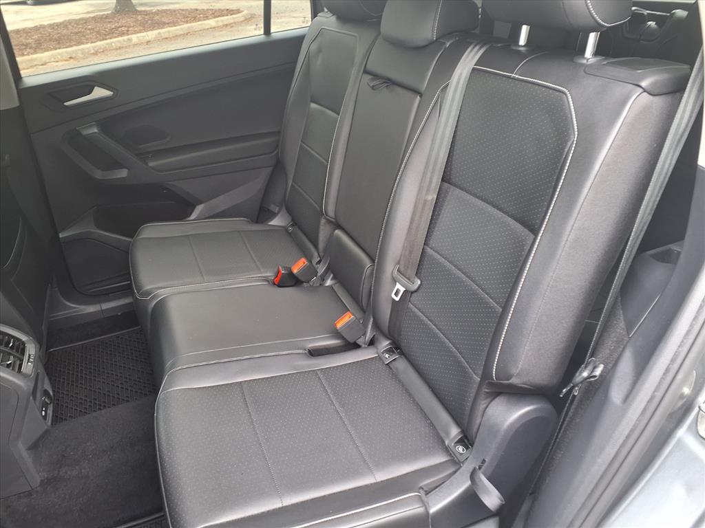2021 Volkswagen Tiguan SE photo 8
