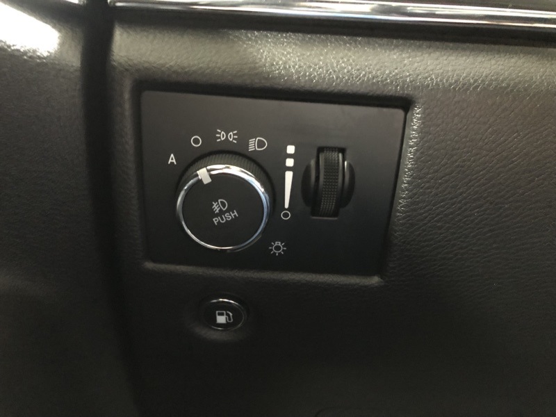 2020 Jeep Grand Cherokee Limited photo 17