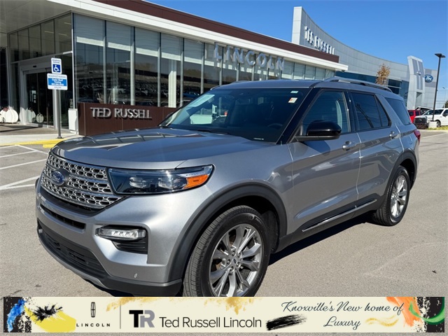 2023 Ford Explorer Limited's photo