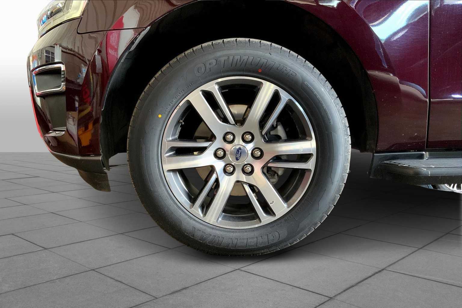 2024 Ford Expedition MAX Limited photo 10