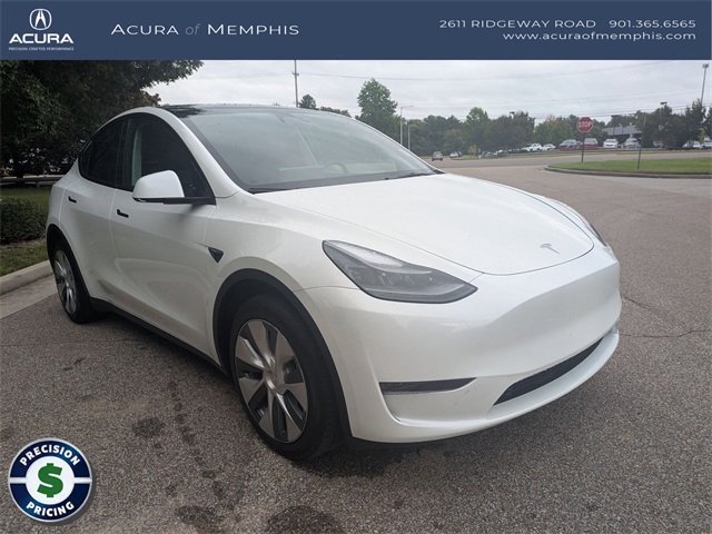 2024 Tesla Model Y Standard Range photo 7