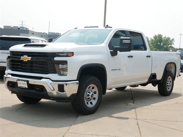 2025 Chevrolet Silverado 3500HD photo 3