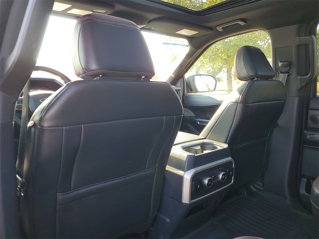 2022 Ford Expedition Limited photo 24